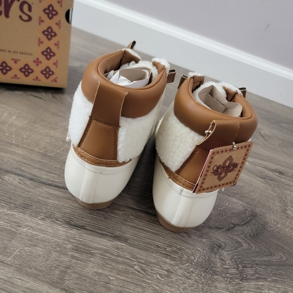 Women's Skechers memory foam & waterproof duck boots size 6 NEW - Picture 4 of 8